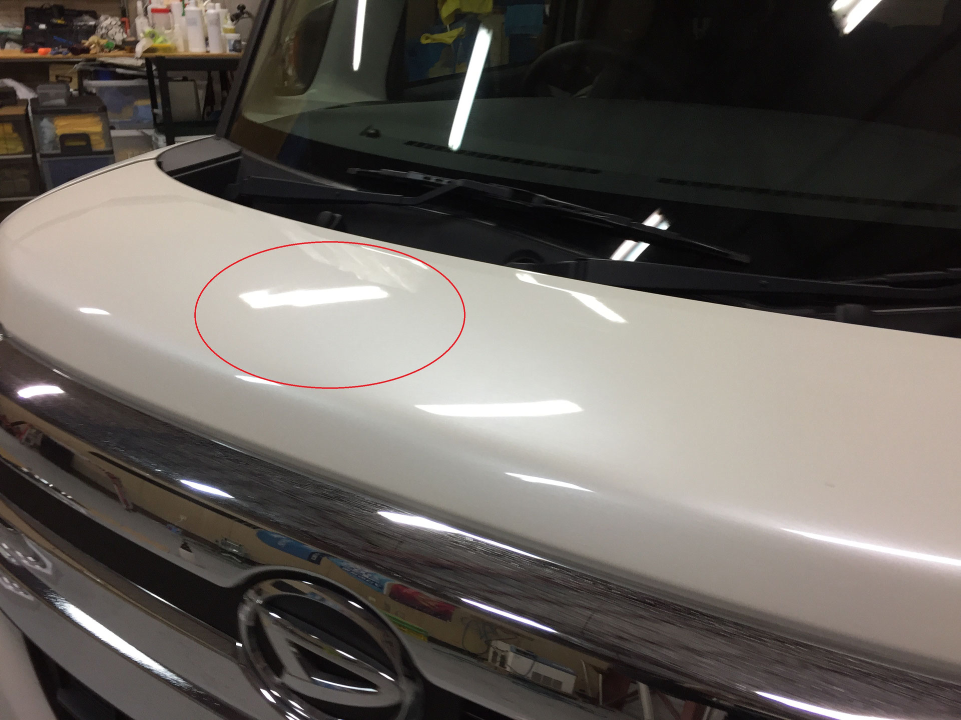 LA600Sタントカスタム 樹脂ボンネット歪み H25年式タントカスタム 樹脂製のボンネットに歪み