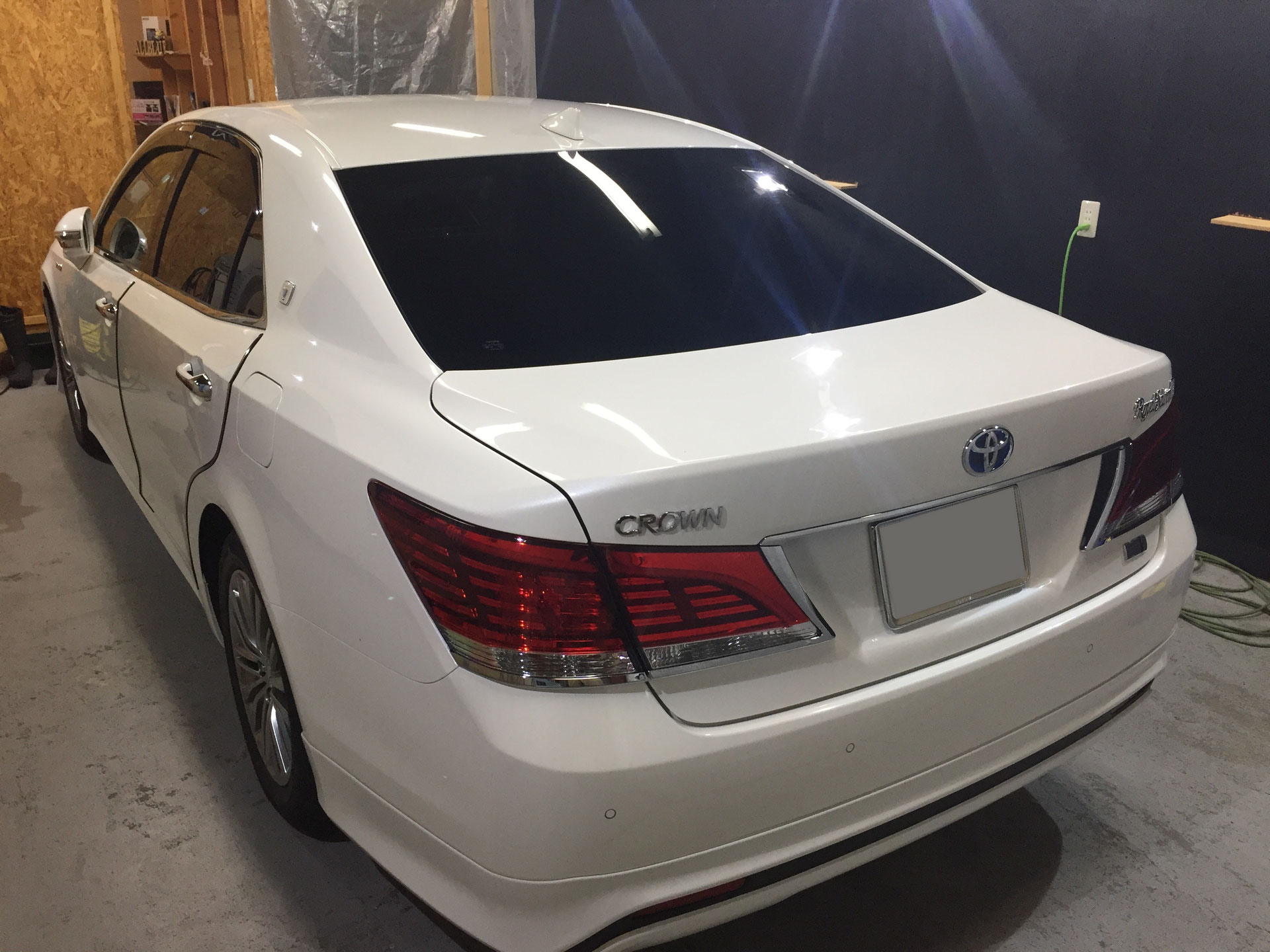 クラウン ガラスコーティングとウィンドウコーティング Revive F55571d4bcb5 5