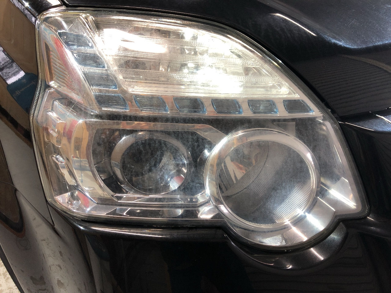 エクストレイル ヘッドライト 施工前