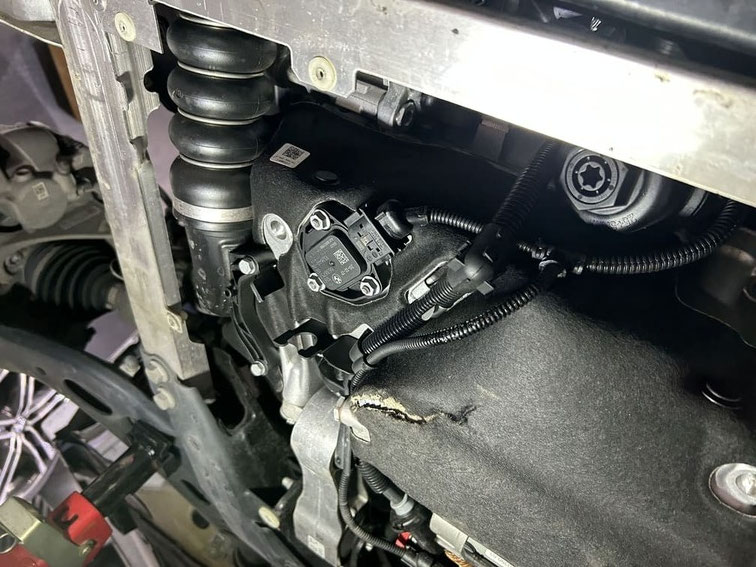 BMW1シリーズ118d Mスポーツ(F40)事故修理 Revive 5100f6ae4533
