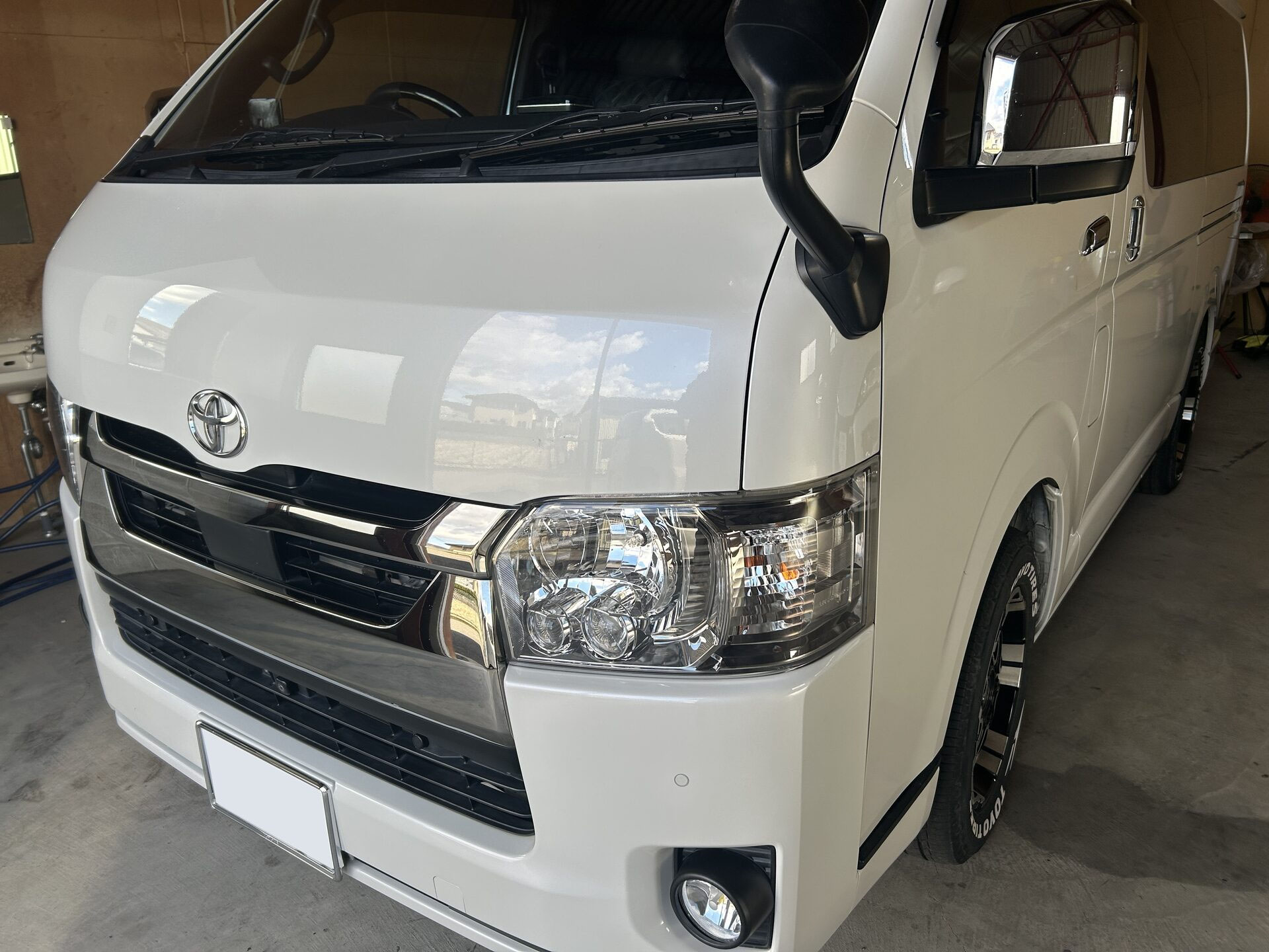 【200系ハイエース】事故修理・板金塗装|カラー070 3コートパールも違和感なく仕上げ|和歌山県岩出市 ALLBLUE Revive C24ba2124c5c