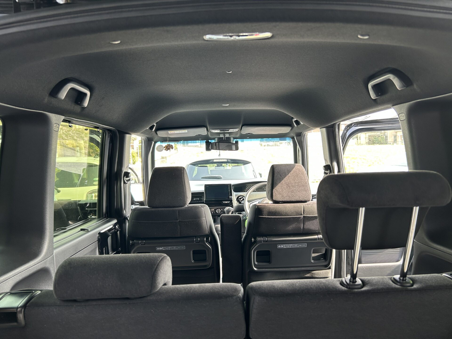 【車内嘔吐のトラブル】知っておきたい「個人賠償責任保険」 Revive 7b042388f8b4