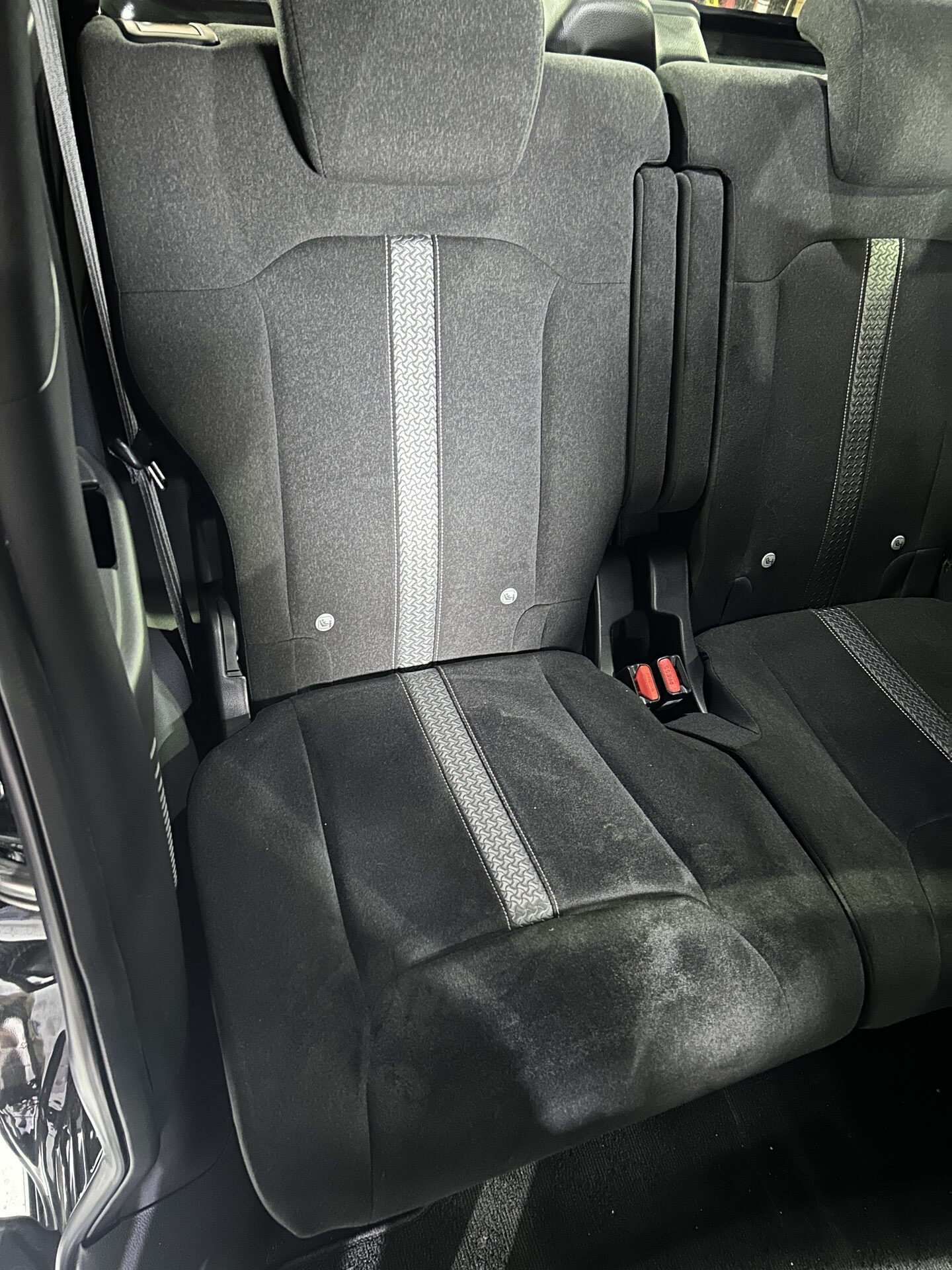 【車内嘔吐のトラブル】知っておきたい「個人賠償責任保険」 Revive C55df2c416a7