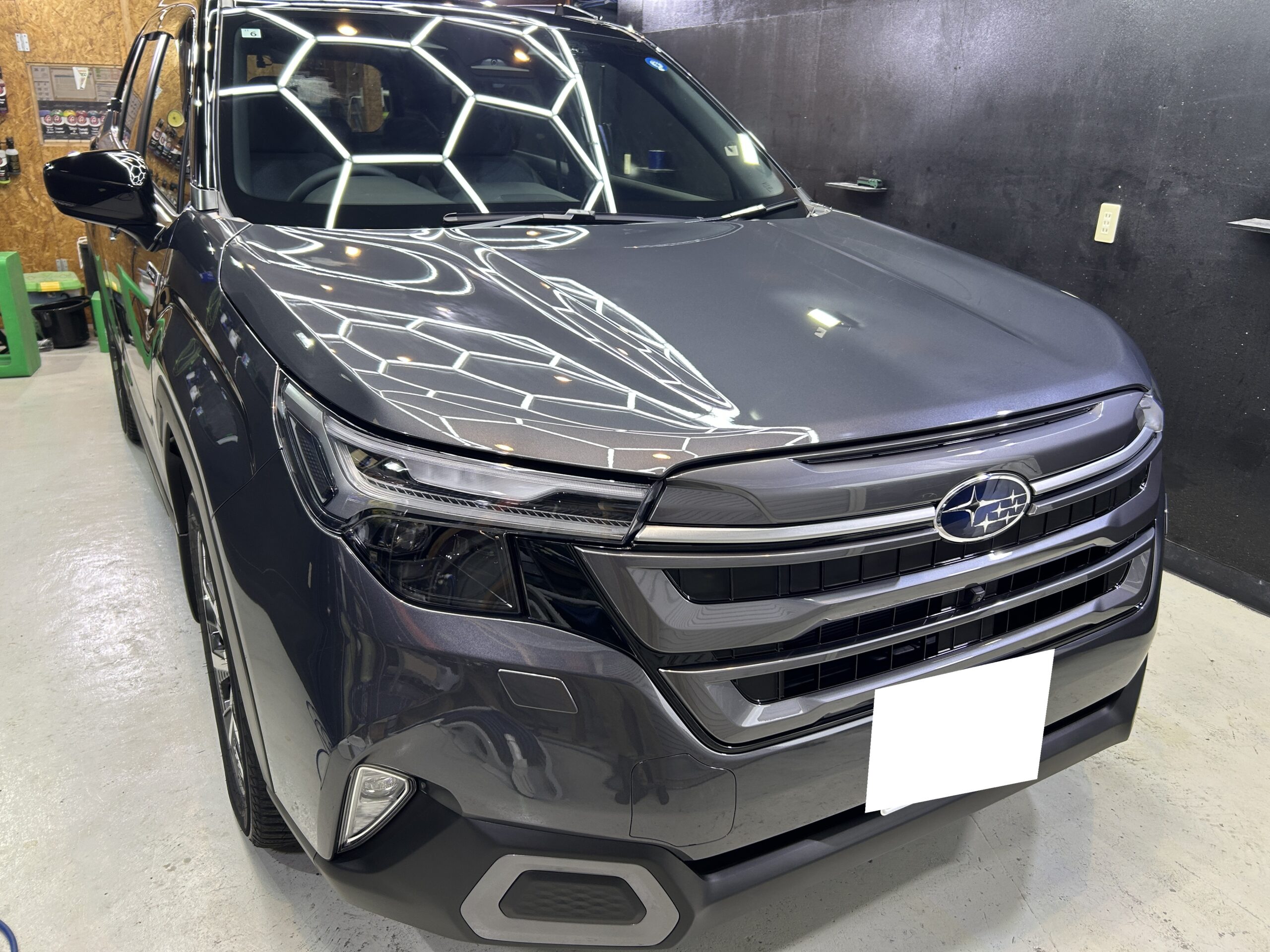 セラミックコーティング 和歌山 スバル 新型フォレスター フロント