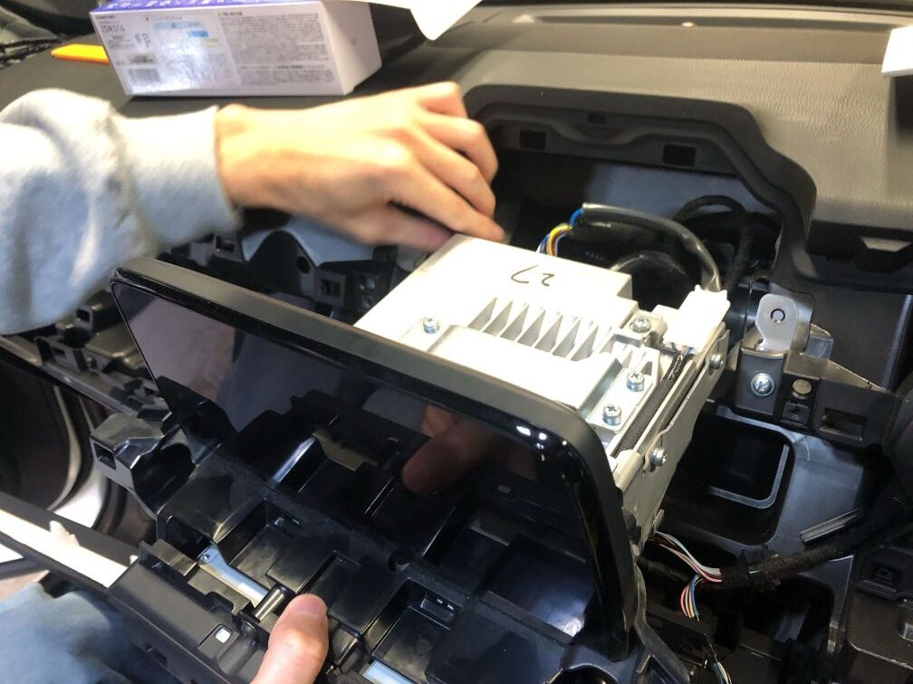 マツダCX-5 KF2Pドラレコ・テレビキット取付 マツダCX-5 ドラレコ・テレビキット取り付け作業