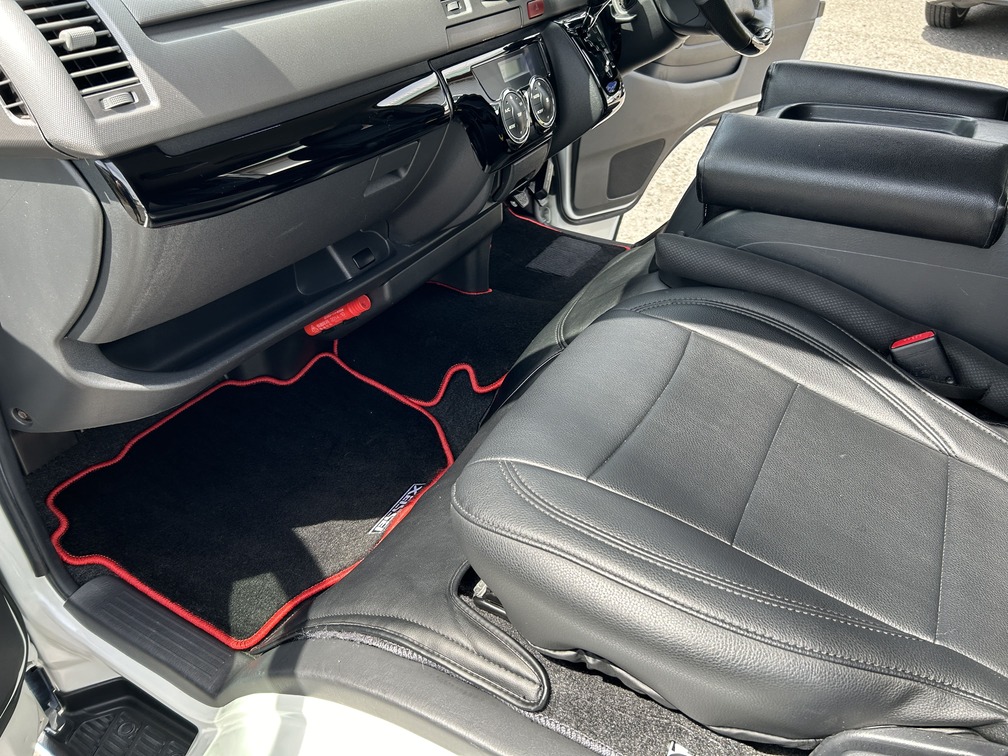 平成23年式 ハイエースバン TRH200V 平成23年式ハイエースバンTRH200V