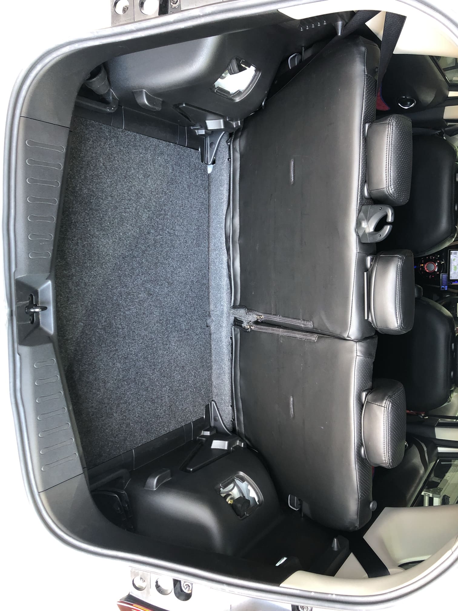 H29年ノート16000キロ販売中 日産ノート e-POWER 販売車両
